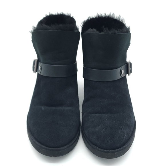 UGG Romely Short Buckle Boot Black Suede Fur | Mercari UGG Romely Short Buckle Boot Black Suede Fur Lined Women’s Size 8.5